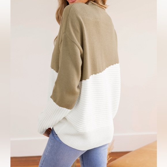 Ribbed Colorblock Mock Neck Sweater - Picture 2 of 6